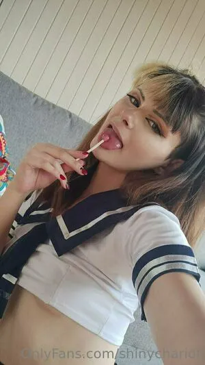 Shinychariot OnlyFans Leaked Free Thumbnail Picture - #MEWbyKddit