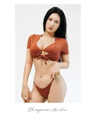 Shinyoojeong OnlyFans Leaked Free Thumbnail Picture - #q1PoaOQ9Cl
