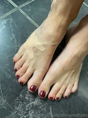 Shinyredtoes OnlyFans Leaked Free Thumbnail Picture - #yPQShhyeIn