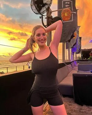 Shira Shabat OnlyFans Leaked Free Thumbnail Picture - #aZGIZqUuXa