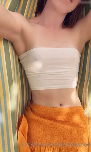 Shiri Allwood OnlyFans Leaked Free Thumbnail Picture - #podOHqfs53