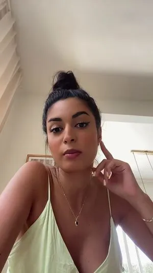 Shirin Azami OnlyFans Leaked Free Thumbnail Picture - #2dvHJpMvW7