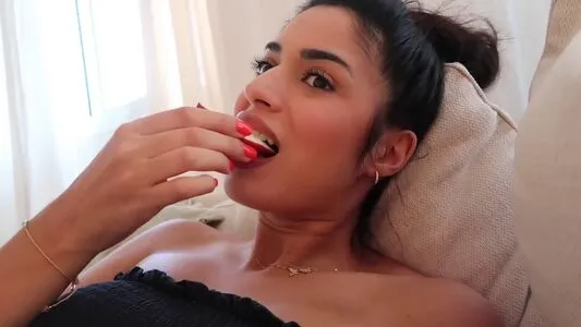 Shirin Azami OnlyFans Leaked Free Thumbnail Picture - #2hkFEx8vId