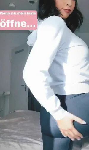 Shirin Azami OnlyFans Leaked Free Thumbnail Picture - #78QrGPxgpU