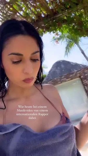 Shirin Azami OnlyFans Leaked Free Thumbnail Picture - #CtwQ3mUBNf