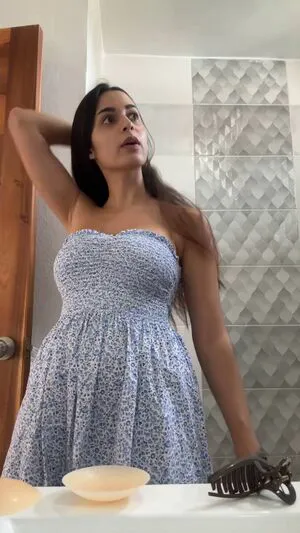 Shirin Azami OnlyFans Leaked Free Thumbnail Picture - #Qdohdgs3sj