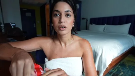 Shirin Azami OnlyFans Leaked Free Thumbnail Picture - #bldEKDaFTV