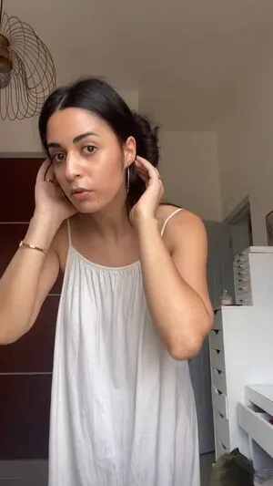 Shirin Azami OnlyFans Leaked Free Thumbnail Picture - #fqk8Uc7862
