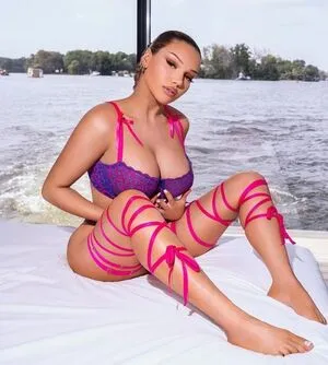 Shirin David OnlyFans Leaked Free Thumbnail Picture - #0nOk8gMoHz