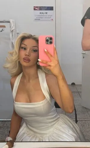 Shirin David OnlyFans Leaked Free Thumbnail Picture - #CqzDHYF0OF