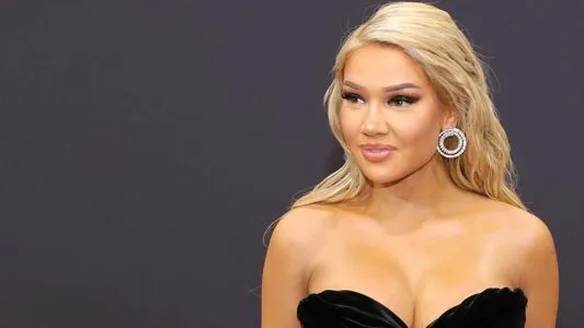 Shirin David OnlyFans Leaked Free Thumbnail Picture - #MB8XDnV1BT