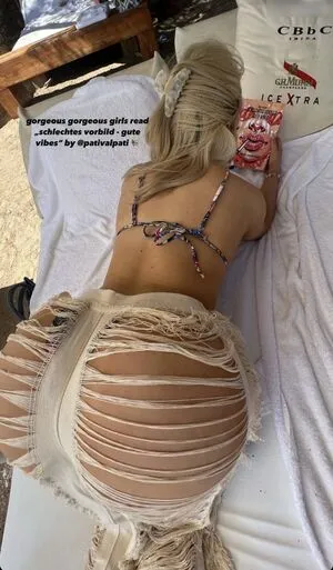 Shirin David OnlyFans Leaked Free Thumbnail Picture - #NMSmW7xqGV