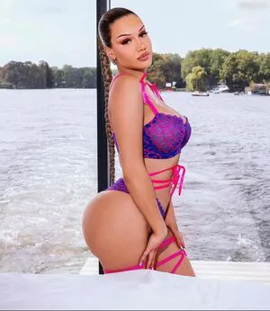 Shirin David OnlyFans Leaked Free Thumbnail Picture - #cThussY2mK