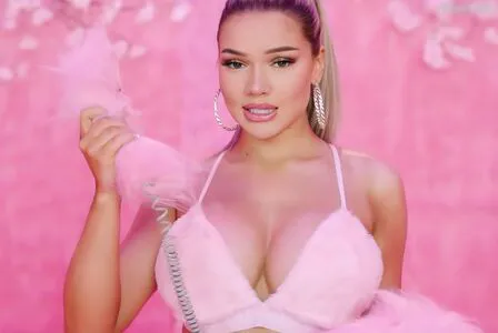 Shirin David OnlyFans Leaked Free Thumbnail Picture - #eAGZPsENEg