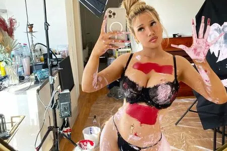 Shirin David OnlyFans Leaked Free Thumbnail Picture - #kVZ8Vilm1W