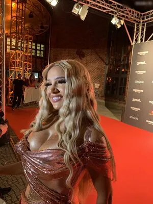 Shirin David OnlyFans Leaked Free Thumbnail Picture - #ksIikvBoez