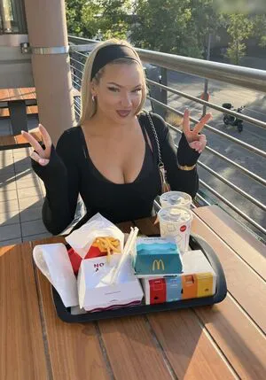 Shirin David OnlyFans Leaked Free Thumbnail Picture - #nrSsGVF5Tk