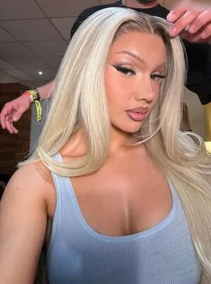 Shirin David OnlyFans Leaked Free Thumbnail Picture - #sgiWieaehR