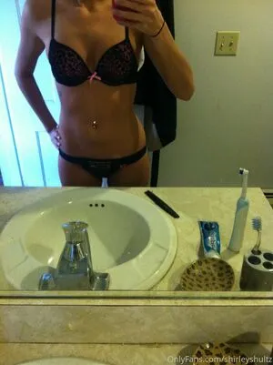 Shirleyshultz OnlyFans Leaked Free Thumbnail Picture - #Tn3ZtxY31X