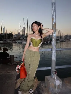 Shirlizleee OnlyFans Leaked Free Thumbnail Picture - #9j8uEDh3TY