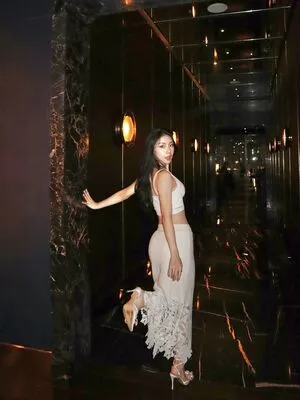 Shirlizleee OnlyFans Leaked Free Thumbnail Picture - #dJbHit8eSE