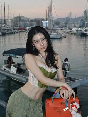 Shirlizleee OnlyFans Leaked Free Thumbnail Picture - #jgp9unymON