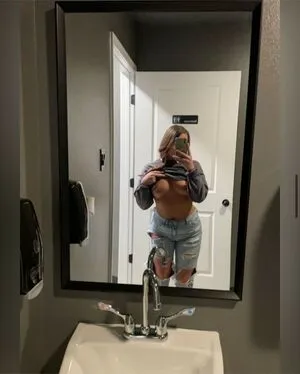 Shlbsymw OnlyFans Leaked Free Thumbnail Picture - #lClFE6cr4l