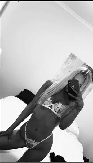 Shona Lowick OnlyFans Leaked Free Thumbnail Picture - #7gRQ63bZF0