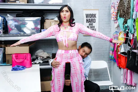 Shoplyfter OnlyFans Leaked Free Thumbnail Picture - #KTnLmbppC8