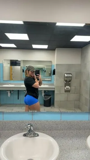 Short Mcnugget OnlyFans Leaked Free Thumbnail Picture - #55pTZ4DAts