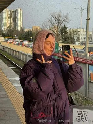 Shorthairednataly OnlyFans Leaked Free Thumbnail Picture - #fuzymLLfBy