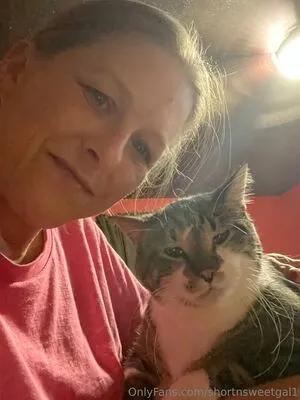 Shortnsweetgal1 OnlyFans Leaked Free Thumbnail Picture - #MVCkOUHTg0