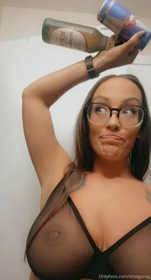 Shotgunlovesyou OnlyFans Leaked Free Thumbnail Picture - #PmrbAKYwWD