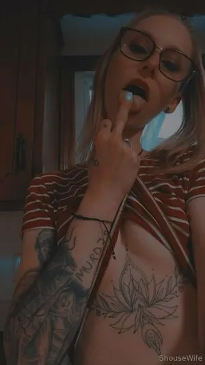 Shousewife OnlyFans Leaked Free Thumbnail Picture - #kfgjzseMIQ