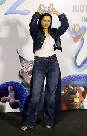 Shraddha Kapoor OnlyFans Leaked Free Thumbnail Picture - #DkiXE9fV9k