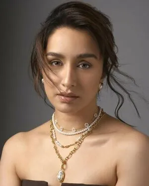 Shraddha Kapoor OnlyFans Leaked Free Thumbnail Picture - #aJRnztCyv1