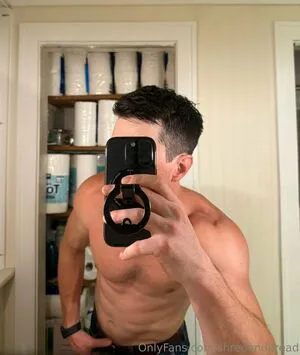 Shredandbread OnlyFans Leaked Free Thumbnail Picture - #4SsAdbv1Qc