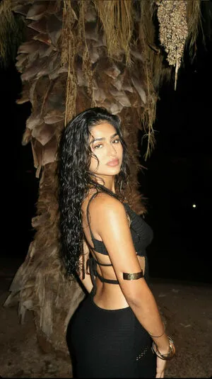Shreya Verma OnlyFans Leaked Free Thumbnail Picture - #CAoREyxp57