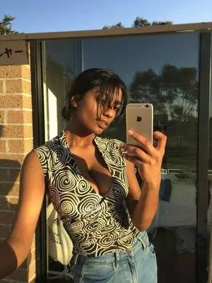 shreyanaidoo OnlyFans Leaked Free Thumbnail Picture - #MXOBil7rjx