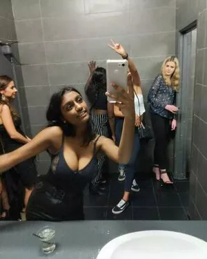 shreyanaidoo OnlyFans Leaked Free Thumbnail Picture - #NqBFsCXH5c