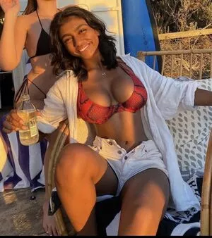 shreyanaidoo OnlyFans Leaked Free Thumbnail Picture - #oDhlsBIK87
