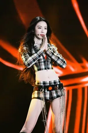Shuhua OnlyFans Leaked Free Thumbnail Picture - #2Dd0RNM3mh