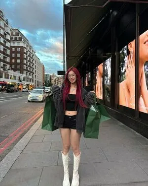 Shulun C OnlyFans Leaked Free Thumbnail Picture - #V4fge68Pmd