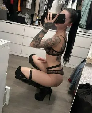 Shutuphooker OnlyFans Leaked Free Thumbnail Picture - #6KSnJtyReC