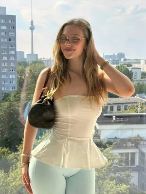 Shutupmelissa OnlyFans Leaked Free Thumbnail Picture - #YhgcevUUSN