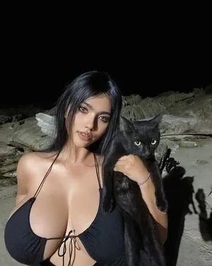 shxniew OnlyFans Leaked Free Thumbnail Picture - #ajbT62PaHF