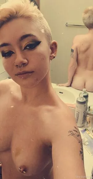 Shy Slytherin OnlyFans Leaked Free Thumbnail Picture - #BTezAJon27