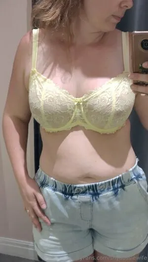 Shyaussiewife OnlyFans Leaked Free Thumbnail Picture - #8tdlFPqdqt