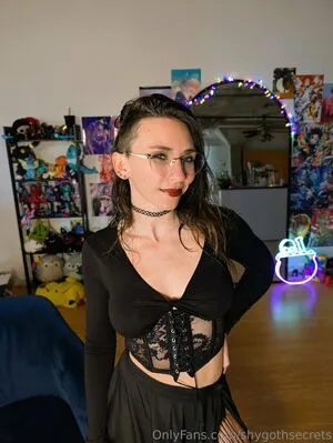 Shygothsecrets OnlyFans Leaked Free Thumbnail Picture - #csc2AUf1Oj