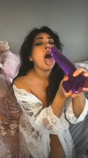 Shyrye OnlyFans Leaked Free Thumbnail Picture - #9Q0YhxESbw